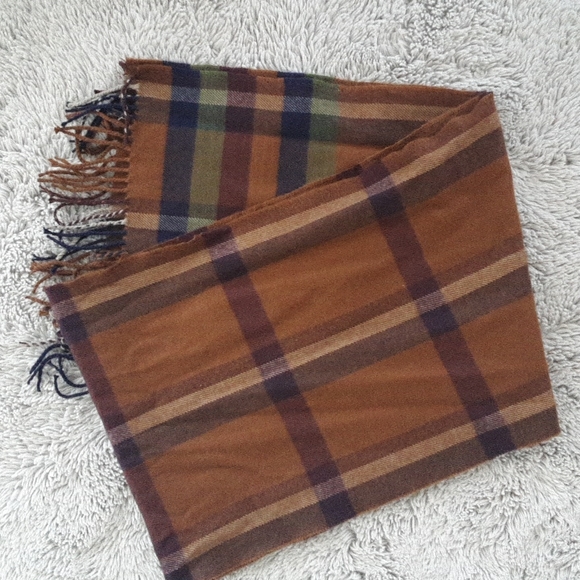 Fall Scarf - Picture 2 of 3
